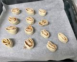 Foto del paso 4 de la receta: Orejitas con azúcar y canela