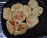 Foto langkah ke 8 dari resep 31. Roti Sobek Teflon.