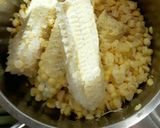 Hình bước làm 1 của món Chè Ngô Ngọt