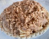 A picture of step 5 of Dutch Apple Crumble Pie.