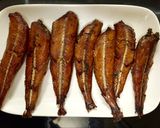Hình bước làm 2 của món Cá biển kho riềng chiên giòn