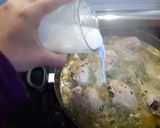 Foto del paso 5 de la receta Pollo guisado en salsa de ajos☆☆☆