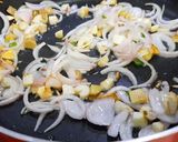A picture of step 4 of Spicy Goan Mutton Xacuti.