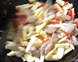 Foto langkah ke 5 dari resep Tumis baby corn bakso.
