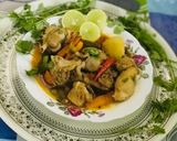 A picture of step 8 of Simple Chicken Stew: Bong Style.