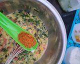 Foto langkah ke 2 dari resep Martabak Telur Kulit Lumpia Isi Kornet Kari.