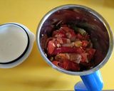 A picture of step 2 of Paneer Makhani.
