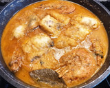 Foto del paso 4 de la receta: 333. Merluza con gambones en salsa de picada catalana