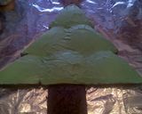 A picture of step 9 of Christmas Tree Cake.