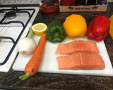 Foto del paso 1 de la receta: Papillote de salmón con verduras