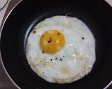 Foto langkah ke 8 dari resep Indomie Goreng Sambel Matah.