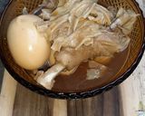 Foto langkah ke 7 dari resep Telur, Ayam & Kembang Tahu Masak Kecap.