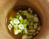 Foto del paso 2 de la receta: Trucha al horno con base de patatas y alioli