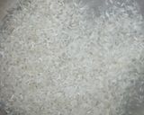 मटर पुलाव (Matar Pulao Recipe In Marathi) रेसिपी स्टेप 1 फोटो 