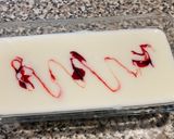 Foto del paso 3 de la receta: Gelatina Keto de Yogurt con fresas