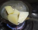 A picture of step 4 of Alfredo pasta.
