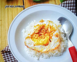 Foto langkah ke 3 dari resep Telur Ceplok Bawang Putih.