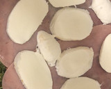 Foto del paso 2 de la receta: Tortilla de guisantes (arvejas) con jamón y queso🥕🥬