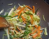 Φωτογραφία βήματος 2 της συνταγής Stir fry με καυτερές γαρίδες