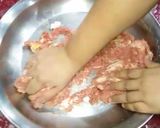 A picture of step 4 of Homemade beef sausages.