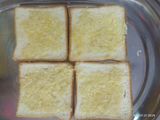 ગાર્લિક બ્રેડ (Garlic Bread Recipe in Gujarati)