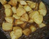 Foto langkah ke 7 dari resep Kentang kecap dg daging.