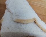 A picture of step 9 of Spicy bread cone.