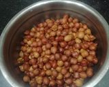 A picture of step 4 of Aloo Palak Puri with Chana Masala jhor.
