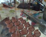 Foto del paso 7 de la receta: Bombones de chocolate rellenos de reducción de ponche