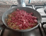 Foto del paso 1 de la receta: Salteado de ñoquis, espinacas en ajada, queso fresco y pavo