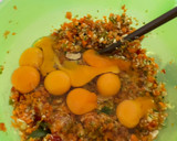 Foto del paso 4 de la receta: Budín de zanahorias pimientos y zapallito