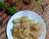 Foto langkah ke 3 dari resep Singkong Merekah.
