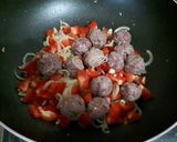Foto langkah ke 4 dari resep Bola daging masak paprika.