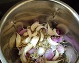 மட்டன் தலை கறி குழம்பு(goat head curry recipe in tamil) ரெசிபி ஸ்டேப் 2 புகைப்படம்