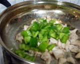 A picture of step 10 of White Sauce Pasta.