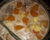 Foto langkah ke 3 dari resep Kolak Labu Kuning Pisang.