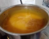 A picture of step 3 of Mango Panna Cotta.