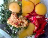 Foto langkah ke 4 dari resep Telur dadar padang.