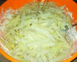 A picture of step 5 of Crispy potato pakore.