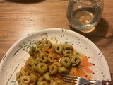 Capeletinis con salsa