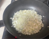 Foto del paso 1 de la receta: Raxo con queso de Arzúa, setas y cebollas
