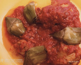 Foto del paso 7 de la receta: Muslos y contramuslos en salsa de tomate y un plus
