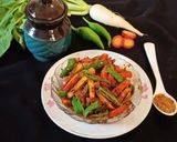 A picture of step 4 of Carrot Radish and Green chilli instant pickle.