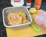 A picture of step 1 of Ham rolls filled with mushrooms.