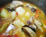 Foto del paso 5 de la receta: Patatas Guisadas con Costillas