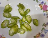 Foto langkah ke 3 dari resep Ikan Kembung Masak Santan Belimbing Wuluh.