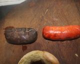 Foto del paso 4 de la receta: Bocadillos secretos de chorizo y morcilla