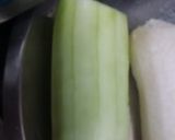 A picture of step 1 of Mix salads.