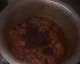 A picture of step 3 of Chicken curry.