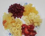 A picture of step 3 of Fruit custard.